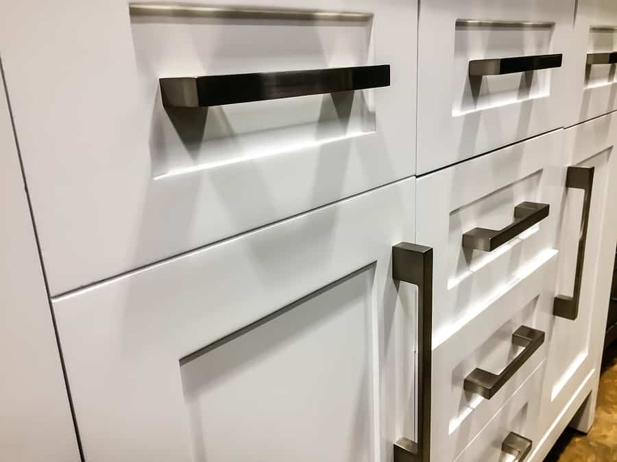What Paint Colors Go With Cabinetry Hardware - Christopher Scott Cabinetry